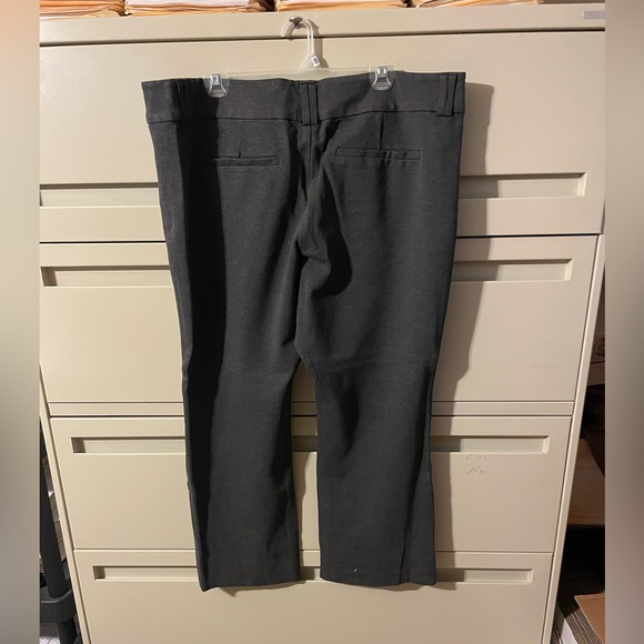EUC Torrid Gray Ponte Dress Pant Size 22 - Picture 2 of 3